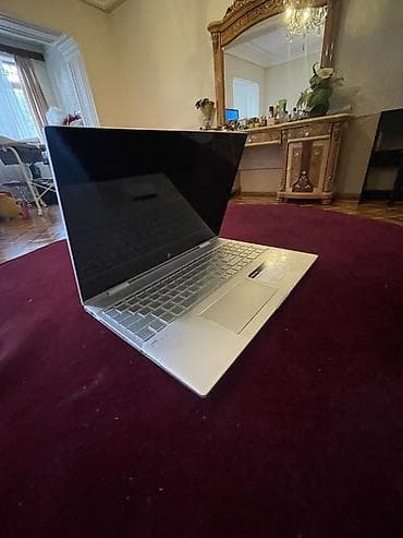 processor i7: Prosessor: Intel Core i7 – 8-ci nəsil RAM: 12 GB SSD: 512 GB Ekran — 5