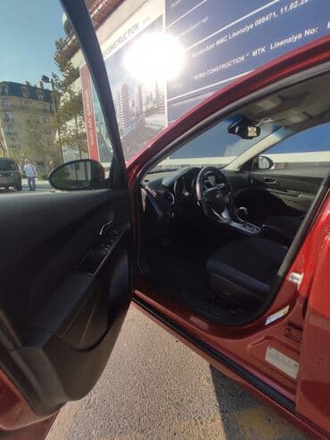 wevralit kruz: Chevrolet Cruze: 1.4 l | 2013 il 198000 km Sedan — 4