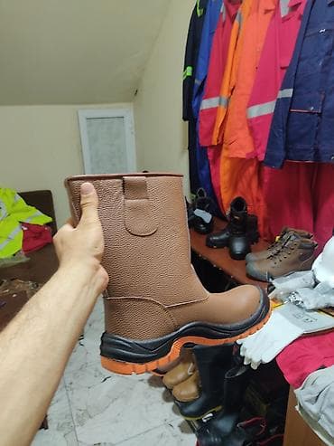 Şəxsi əşyalar: Türkiyə istehsalı işçi çəkmələri - Ölçülər: 40, 41, 42.43.46.47 - — 1
