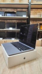 apple notebook: Apple MacBook, 13.3 ", Apple M1, 256 GB — 3