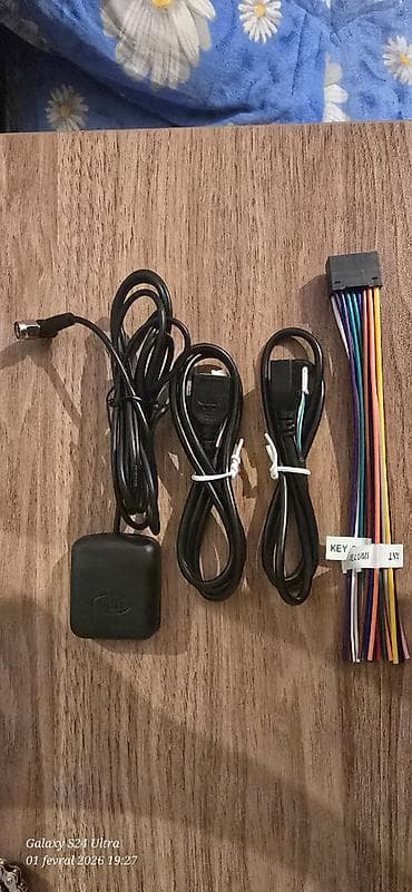 iwlenmiw teker: İdeal vəziyyətdə android manitor satıram 10 düyümlük 2 gb ram,32 gb — 4