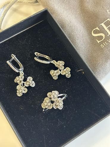 bts canta: Dəstə daxildir: Üzük, Sırğa, Gümüş — 7