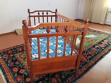 Beşiklər: Oğlan və qız üçün, Dördbucaq, Beşik, Dəstsiz, Matras ilə, Yellənmə mexanizmsiz — 5