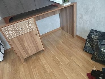 lami: Düz masa, Stulsuz, Polkalı, Siyirməli, Teksturalı laminat — 2