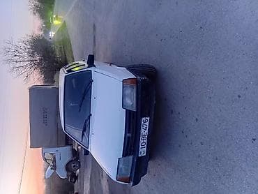 tap az teker: Avtomobil: Lada Samara (VAZ 2109), ağ rəng, 5 qapı, hetçbek kuzov. - — 3