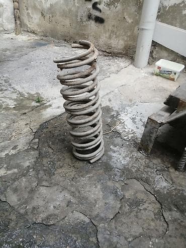 disk teker bmw: Vaz 2107 arxa purjin. Kesilib sekilde gorunmur — 3