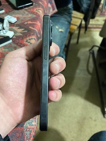 IPhone 15 Pro, 128 GB, Black Titanium, Simsiz şarj — 2
