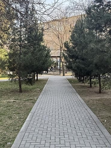 nabran kiraye ev: S A T I L I R 20 Yanvar m/s-ın çıxışındakı 5 mərtəbəli — 10