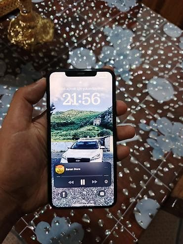 ip 16 pro: IPhone 11 Pro Max, 64 GB, Matte Midnight Green, Face ID — 2