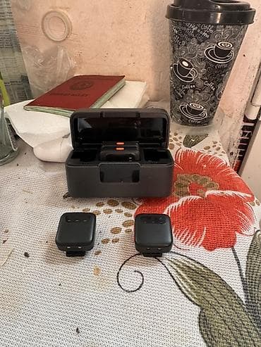 mikrofon kalonka: Salam İkili simsiz mikrofon dəsti – şarj qutusu ilə birlikdə verilir — 2