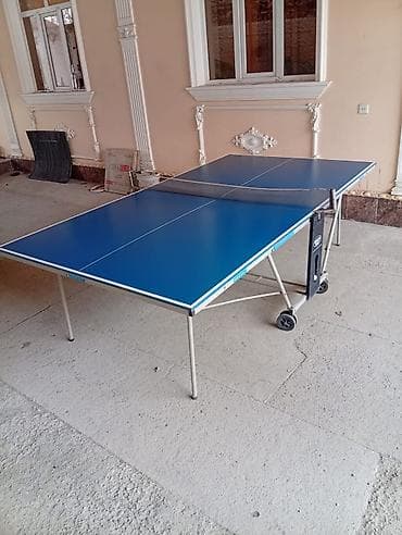 Tennis 550 manata satilir.alinib 1000 manata .yiqilib acilir.sevinc