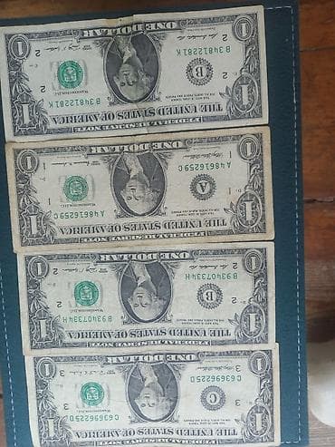 ABŞ 1 dollar kağız pulları – 4 ədəd kolleksiya dəsti Məzmun: - — 4