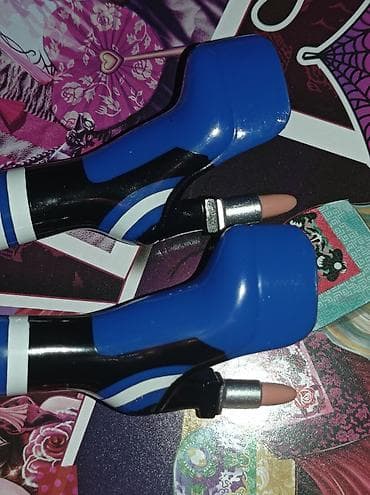 Kuklalar: Кукла Братц в продаже
Bratz Cloe Scorchin doll satılır — 3