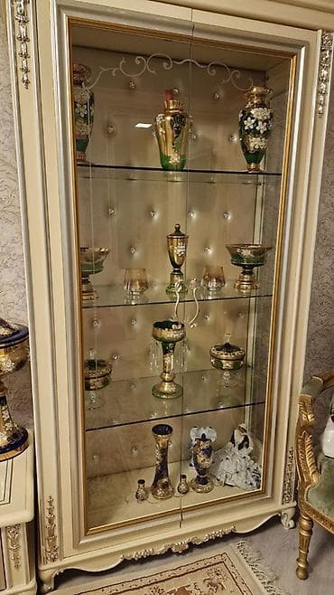 Ticarət printerləri və skanerləri: Şüşəli dolab vitrini — 1