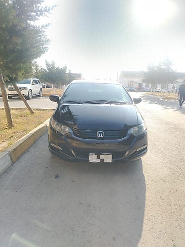 fusion disk: Honda Insight Hybrid – qara rəng, 5 qapılı liftbek 2010 il Mator 1.3 — 1