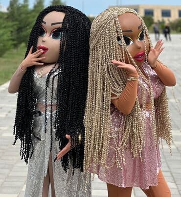 Hazir biznesdi Kostyumlar Ikisi 1300 azn. Yenidir. Unvan Sumqayit