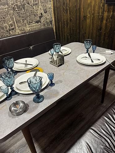 Mətbəx/qonaq otağı üçün yemək masası dəsti Yenidir 280 Azn alınıb 8 at lalafo.az Mətbəx/qonaq otağı üçün yemək masası dəsti Yenidir 280 Azn alınıb 8