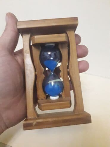 1 iyuna aid sekiller: Masaüstü saatlar, Qum — 3