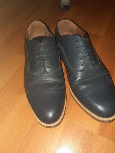 kişi bermudu: Kişi ayaqqabıları 40 - 41 ölcüdədirlər yaxşı vəziyyətdədiraz — 2