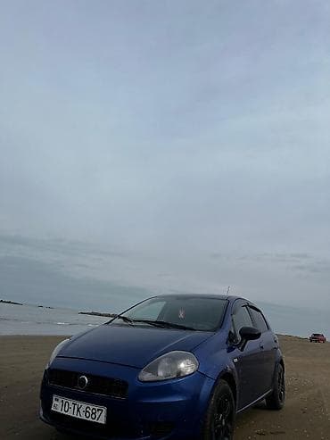 on lip universal: Fiat Grande Punto – mavi rəngli, 5 qapılı hetçbek. kondisaner sukanin — 1