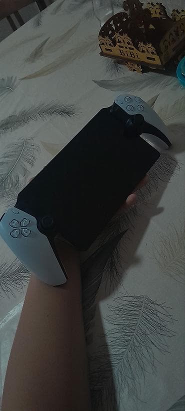 Mobil oyun üçün gamepad tutacağı – iki tərəfli joystickli - Smartfonu