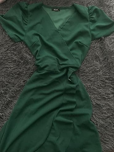 Yaşıl rəngli qadın paltarı – BELA brendi - Model: Wrap/kəsişən önlü