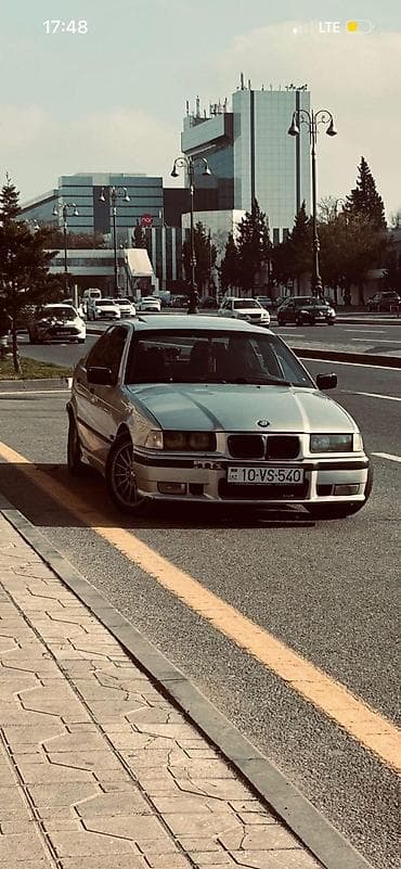 korola: BMW 320: 2 l | 1995 il Sedan — 5