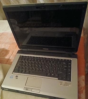 samsung mini notebook: Toshiba Satellite noutbuku (yalniz watsappa yazin) - Model xətti — 1