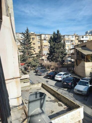 xacmazda tecili satilan evler: Bakı, 3 otaqlı, Köhnə tikili, m. Əhmədli, 80 kv. m — 14