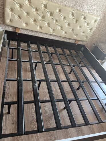 həsənoğlu mebel şirkəti: Carpayi altığı. Ölçüsu 2,0/2,0m. Karkasla satılır — 4