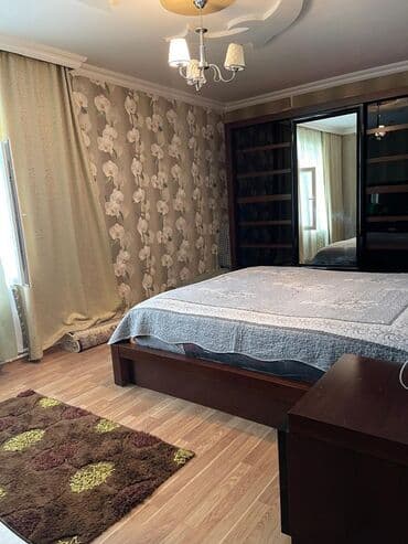 kub az kirayə evlər: Geniş və işıqlı mənzil interyeri - Zal: Geniş planlı, dekorativ güllü — 10