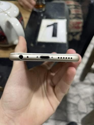 iphone dubay variantı: IPhone 6, 64 GB, Qızılı, Barmaq izi — 6
