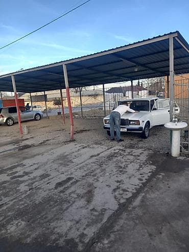 Stend vitrinləri: Obyekt moyka hazır biznes iki tərəfdən giriş və şıxışı var .Ümumi — 6