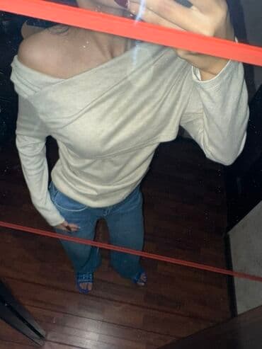 qadın jaketi: Trendyoldan vurulub 1 defe geyinilib s razmer 12 azn — 1