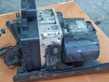 Фильтры: Toyota PRIUS, 2014 г., Б/у — 3