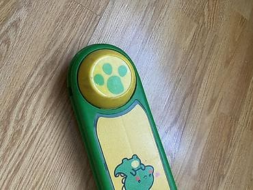 mopedlər: Uşaq skuterı – yaşıl/sarı rəngdə, 3 təkərli Xüsusiyyətlər: - — 4