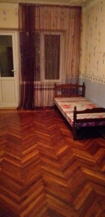 qusarda ucuz kiraye evler: Binəqədi rayonu,Azadliq pr,Qoşa zaprafqa yanı,Yol kanari, 3 — 8