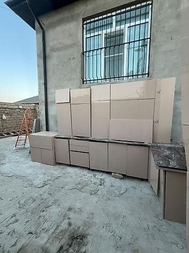 3 mətəbəli mətbəx mebeli (uqlavoy). Hərşey işləkdir. Az işlənib — 4