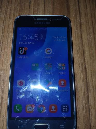 samsung a31 ekran: Samsung Galaxy J1 2016, 8 GB, rəng - Qara, İki sim kartlı — 10