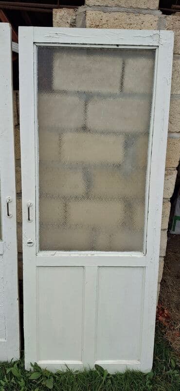 mixek gulunun diger adi nedir: Ağ rəngdə taxta qapılar dəsti hündür 2m eni 80sm hər biri 14 AZN — 5