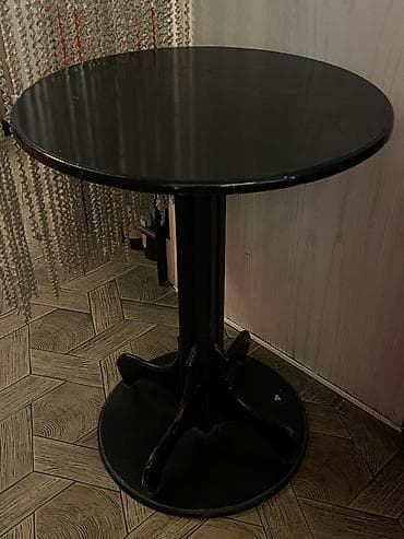qara parça: Balkon üçün, Oval masa, 2 stul — 6