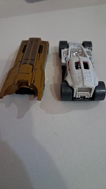 2 ədəd die-cast oyuncaq maşın dəsti 1-5azn - Miqyas: təxminən 1:64 - lalafo.az -da 2 ədəd die-cast oyuncaq maşın dəsti 1-5azn - Miqyas: təxminən 1:64 -