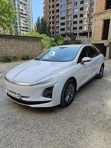 ağ maşın: Biznes klas Hongi eqm5 icarəsi. Boltda və yangoda biznesə gedir — 3