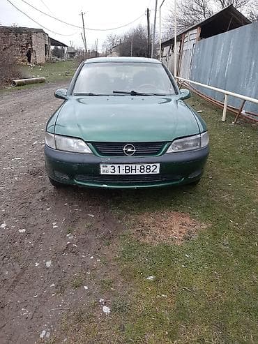 Opel Vectra: 2 l | 1996 il 1111223265 km Sedan