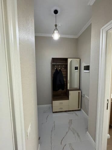 sumqayit 5 ci mkr kiraye evler: KİRAYƏ VERİLİR ! 1 otaqdan 2 otaqa düzəlib hərbir şəraiti var yasamal — 5