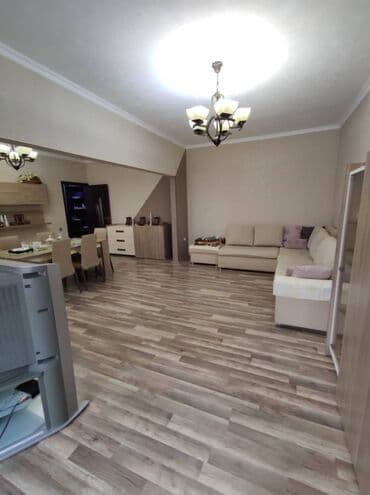 sumqayitda ev aliram: Bakı, 4 otaqlı, Köhnə tikili, 130 kv. m — 2