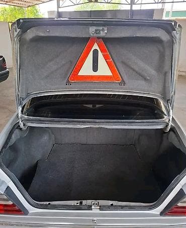 w202 amg bufer: Mercedes-Benz W124: 2 l | 1992 il Sedan — 1