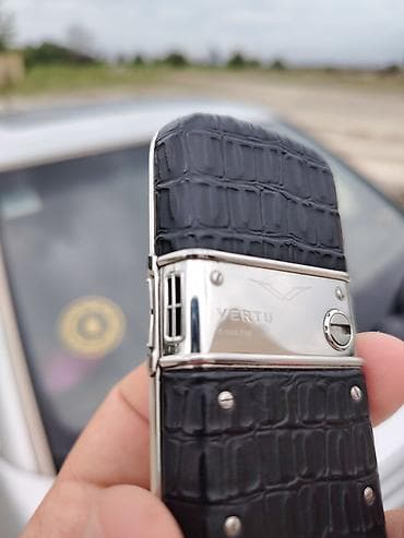 iphone 12 pro qiymet: Vertu Constellation, rəng - Gümüşü, Düyməli — 3