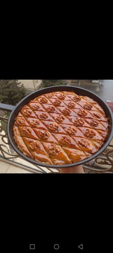 Şirinlik – Ev üsulu Bakı paxlavası - Dəmir soba qabında bişirilmiş