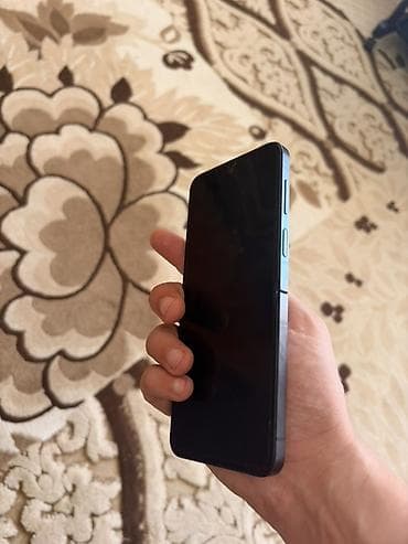Elektronika: Qatlana bilən smartfon – kompakt dizayn, iki ekranlı quruluş - — 2